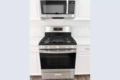 10005 W Chestnut Creek Way W, Pearland, TX 77584 - Photo 5