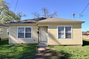 500 W Third St, Brenham, TX 77833 - Photo 3