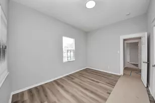 2102 Gray St, Houston, TX 77003 - Photo 15