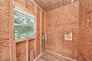 2102 Gray St, Houston, TX 77003 - Photo 25