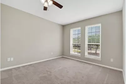 15 River Creek Way, Sugar Land, TX 77478 - Photo 19