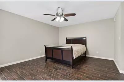 15 River Creek Way, Sugar Land, TX 77478 - Photo 9