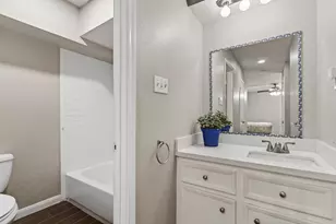 15 River Creek Way, Sugar Land, TX 77478 - Photo 11