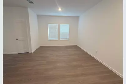 9122 Serene Haven Drive, Iowa Colony, TX 77583 - Photo 3