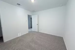 9122 Serene Hvn Dr, Iowa Colony, TX 77583 - Photo 11