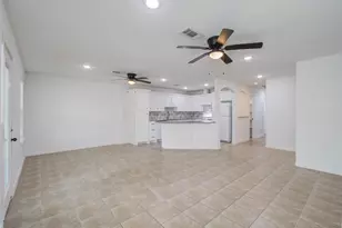 5403 Farley Dr, Houston, TX 77032 - Photo 5