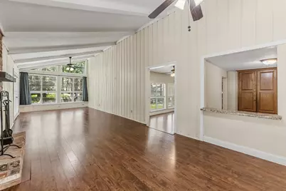 401 Woodmont, Huntsville, TX 77340 - Photo 15