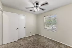 401 Woodmont, Huntsville, TX 77340 - Photo 29