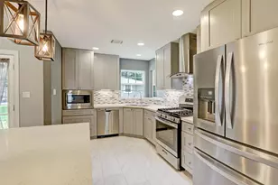 6634 Housman St, Houston, TX 77055 - Photo 7