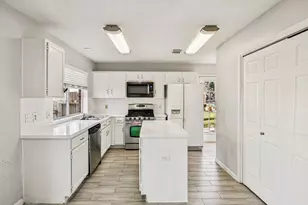 10234 Tablerock Dr, Houston, TX 77064 - Photo 3