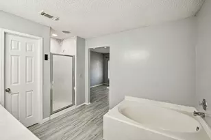 10234 Tablerock Dr, Houston, TX 77064 - Photo 27