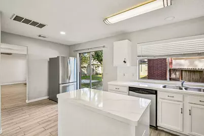 10234 Tablerock Drive, Houston, TX 77064 - Photo 15