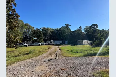 138 Lad Lane, Livingston, TX 77351 - Photo 3