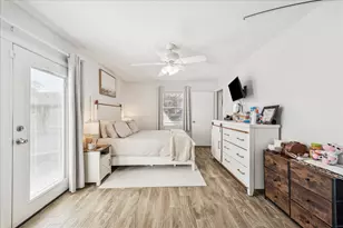 18109 Heritage Ln, Houston, TX 77058 - Photo 9