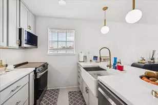 18109 Heritage Ln, Houston, TX 77058 - Photo 5