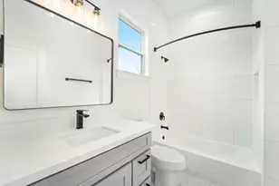 3504 Delhi St, Houston, TX 77022 - Photo 9