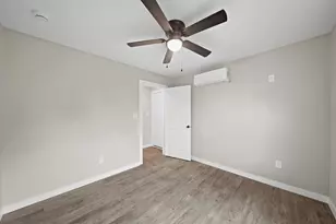 1644 County Rd 180, Alvin, TX 77511 - Photo 9