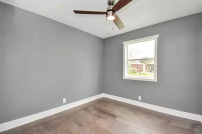 9429 Fairland Drive, Houston, TX 77051 - Photo 15