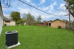 9429 Fairland Dr, Houston, TX 77051 - Photo 31