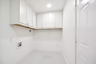 1749 Woodcrest Dr, Houston, TX 77018 - Photo 9