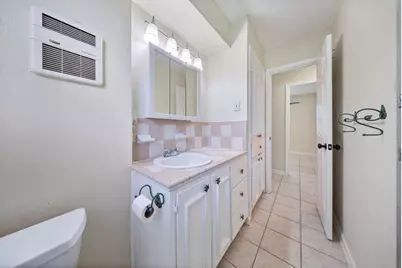 9215 Linda Vista Rd, Houston, TX 77078 - Photo 13