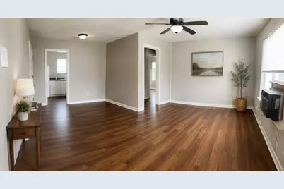 1208 7th Avenue N, Texas City, TX 77590 - Photo 1