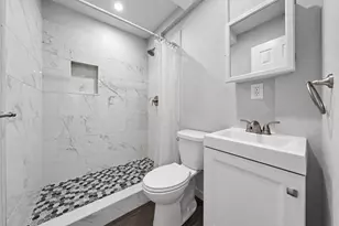 609 Sealy St, Galveston, TX 77550 - Photo 15