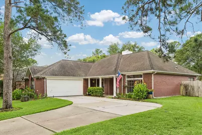 7615 Clover Canyon Circle, Houston, TX 77095 - Photo 17