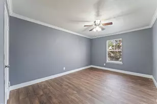 811 Threadneedle St, Houston, TX 77079 - Photo 13