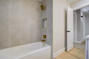 7630 Yoe St, Houston, TX 77016 - Photo 19