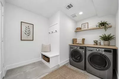 4218 T C Jester Blvd, Houston, TX 77018 - Photo 19