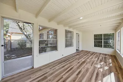 305 E Hilburn Street, Bellville, TX 77418 - Photo 29