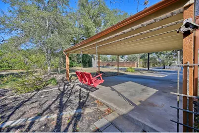 305 E Hilburn Street, Bellville, TX 77418 - Photo 33