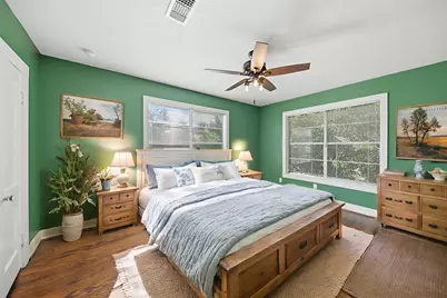 305 E Hilburn Street, Bellville, TX 77418 - Photo 23