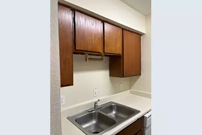 12500 Sandpiper Drive #48, Houston, TX 77035 - Photo 7