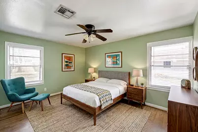 4422 De Milo Drive, Houston, TX 77092 - Photo 11