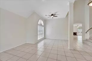14010 Hazel Ridge Ct, Houston, TX 77062 - Photo 9
