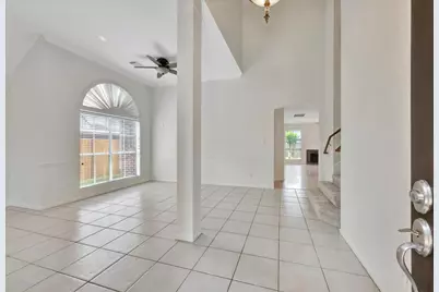 14010 Hazel Ridge Court, Houston, TX 77062 - Photo 5
