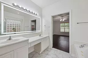 20903 Ochre Willow Tr, Cypress, TX 77433 - Photo 25