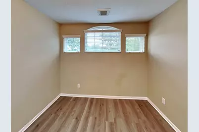 5718 Emerald Brook Lane, League City, TX 77573 - Photo 25