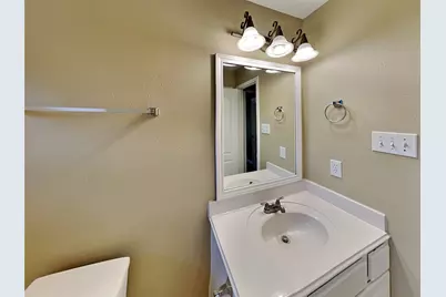 5718 Emerald Brook Lane, League City, TX 77573 - Photo 15