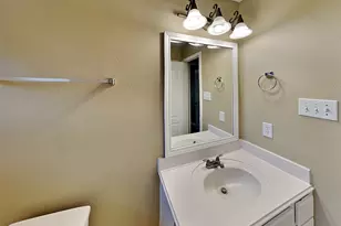 5718 Emerald Brook Ln, League City, TX 77573 - Photo 15