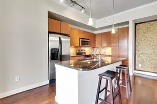 300 St Joseph Pkwy, Houston, TX 77002 - Photo 3