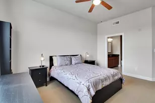 300 St Joseph Pkwy, Houston, TX 77002 - Photo 13
