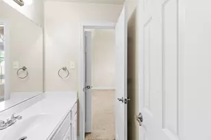 2446 W Bramlet Dr, Conroe, TX 77304 - Photo 29