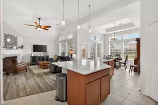 314 Cabernet Dr, Alvin, TX 77511 - Photo 15