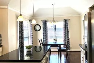 106 Stony Point Ct, Clute, TX 77531 - Photo 7