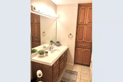 106 Stony Point Court, Clute, TX 77531 - Photo 15