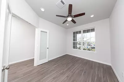 16587 Willow Forest Drive, Conroe, TX 77302 - Photo 5