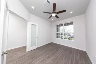 16587 Willow Frst Dr, Conroe, TX 77302 - Photo 5